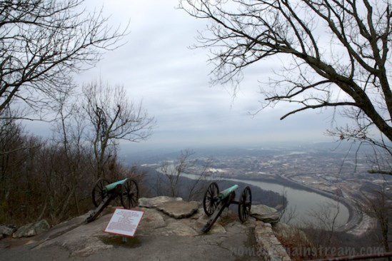 Remainders from the war, these canons still stand guard over Moccasin Bend