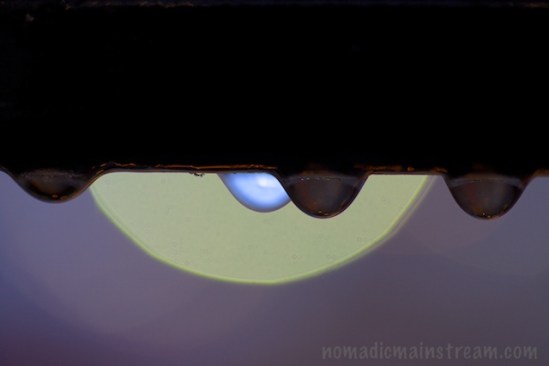 Water drops without flashlight