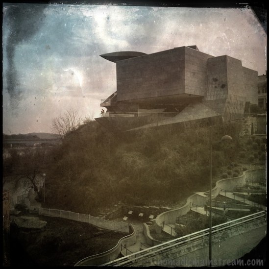 Hunter's Museum, switchbacks, and Silhouette People