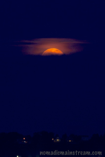 A second moon rise in the same night